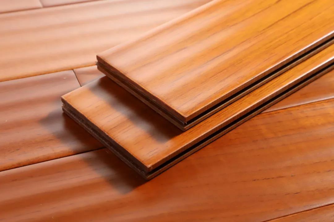 木地板為什么會出現(xiàn)縫隙？如何避免又如何解決？