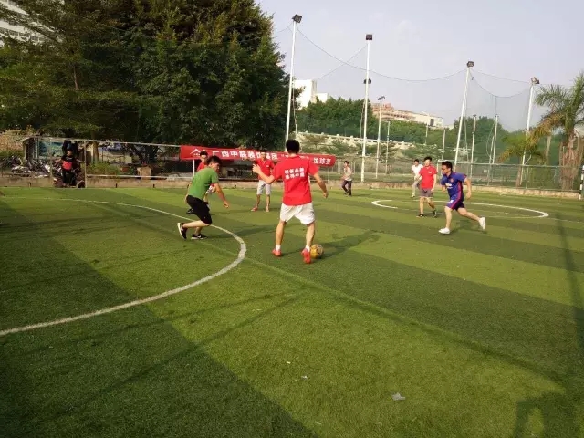 中庭裝飾集團(tuán)“國慶杯”足球盛宴！